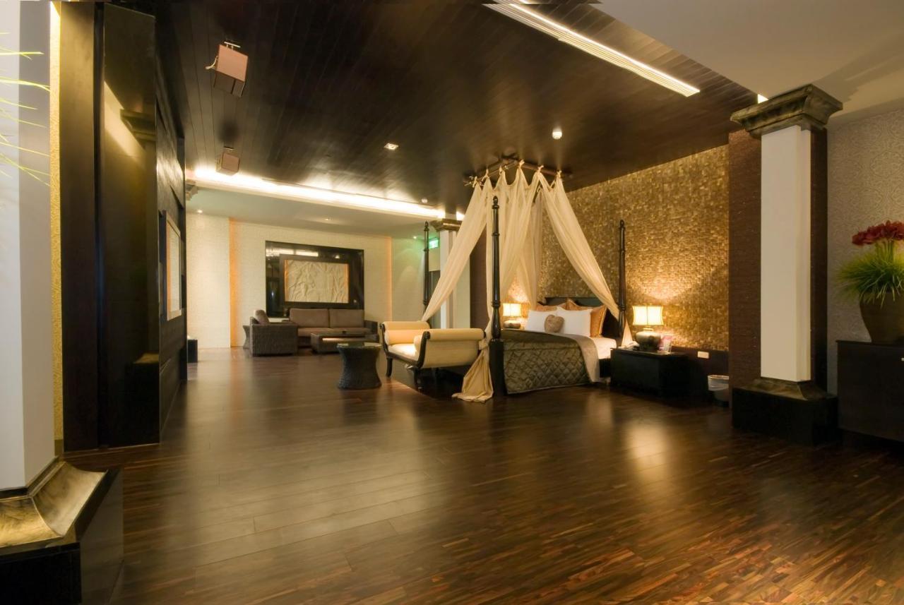 Harport Motel Kaohsiung Extérieur photo