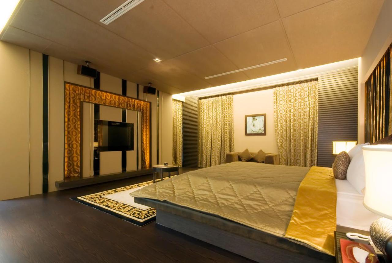 Harport Motel Kaohsiung Extérieur photo