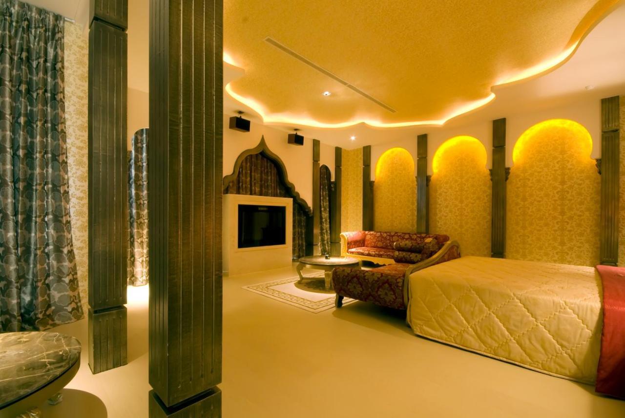 Harport Motel Kaohsiung Extérieur photo