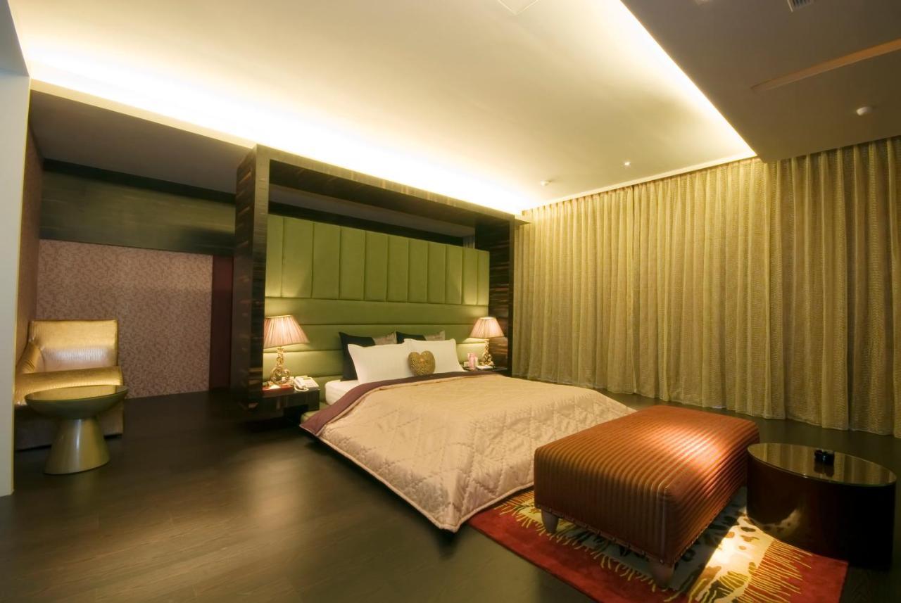 Harport Motel Kaohsiung Extérieur photo