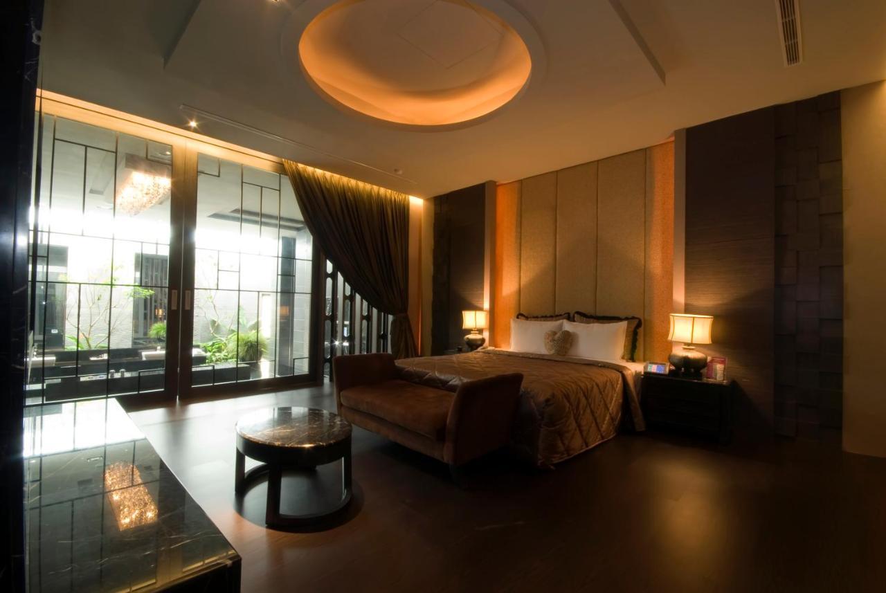 Harport Motel Kaohsiung Extérieur photo
