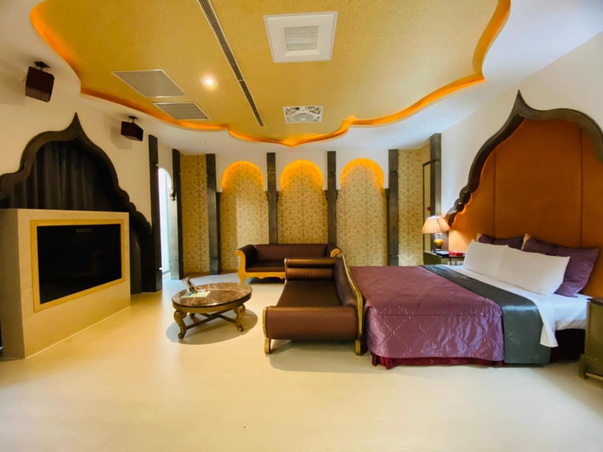 Harport Motel Kaohsiung Extérieur photo