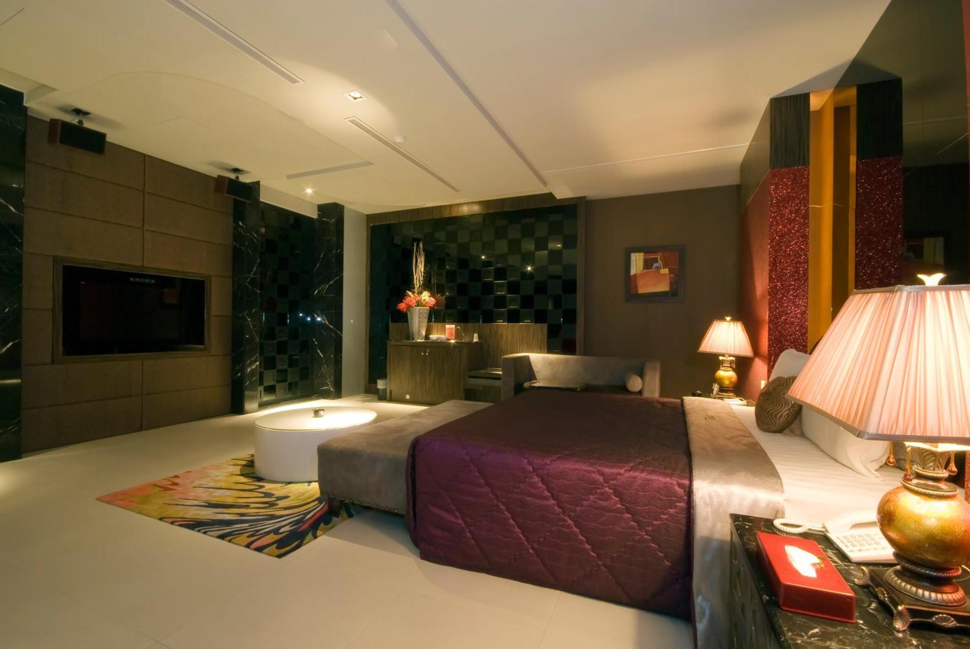 Harport Motel Kaohsiung Extérieur photo