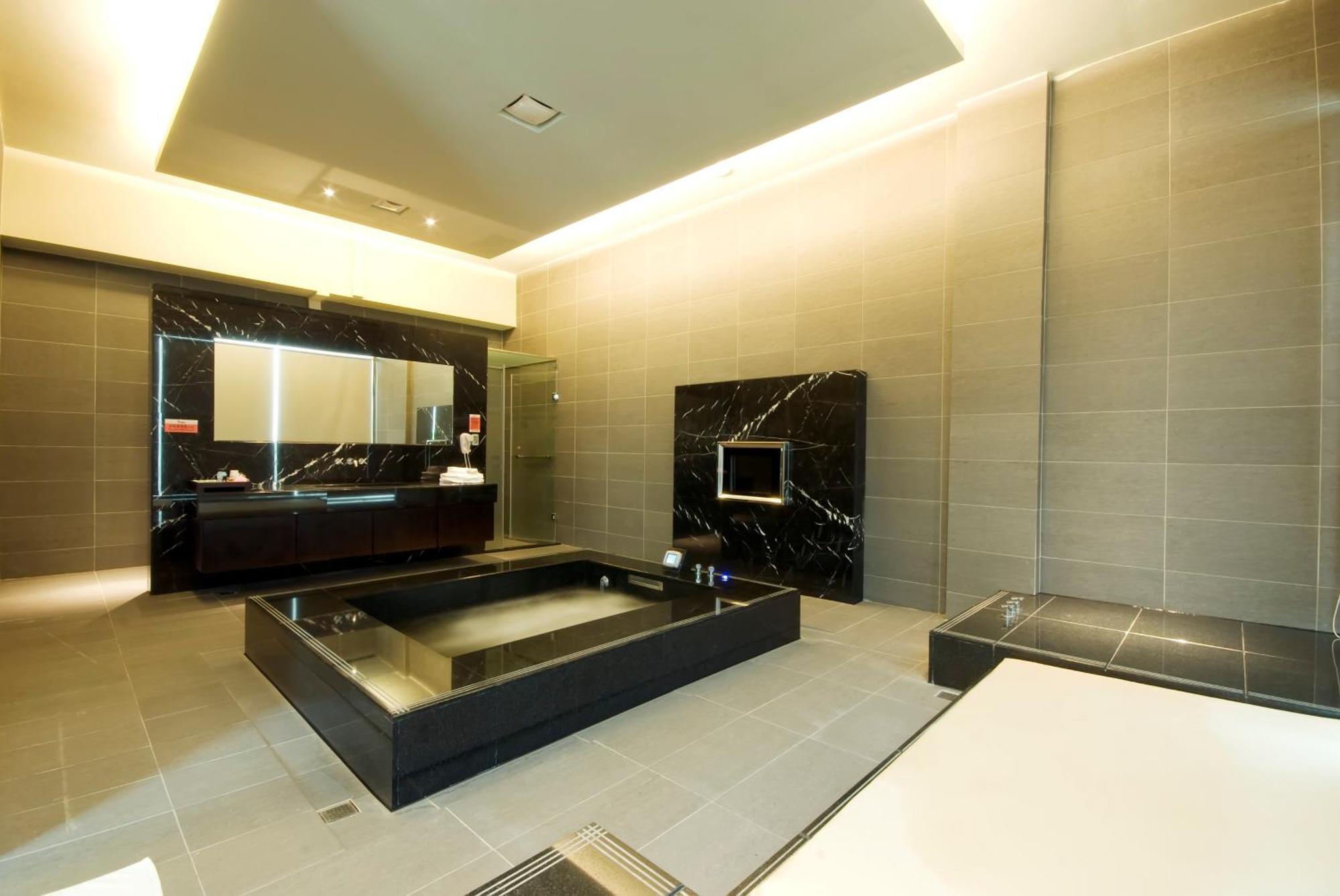 Harport Motel Kaohsiung Extérieur photo