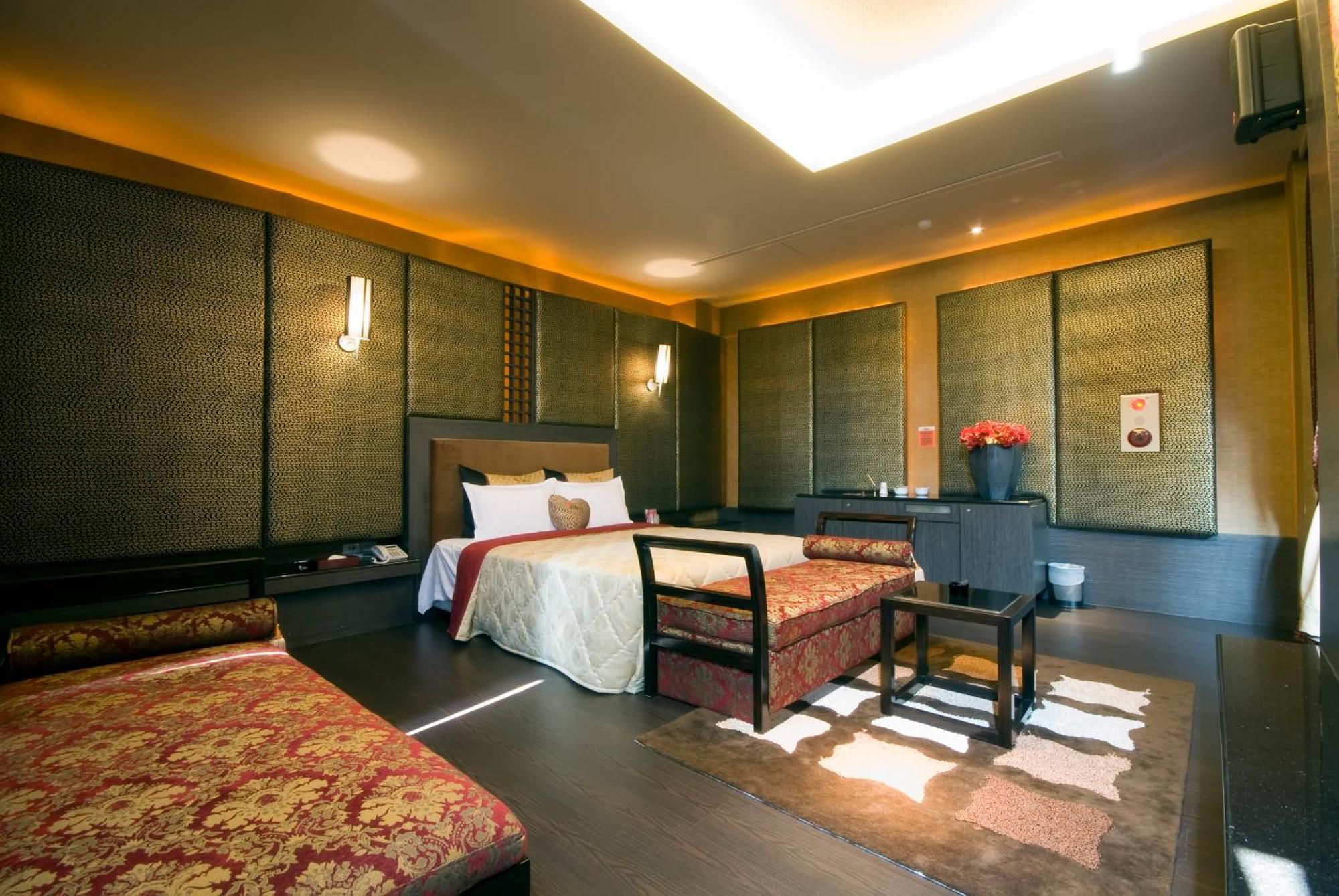 Harport Motel Kaohsiung Extérieur photo