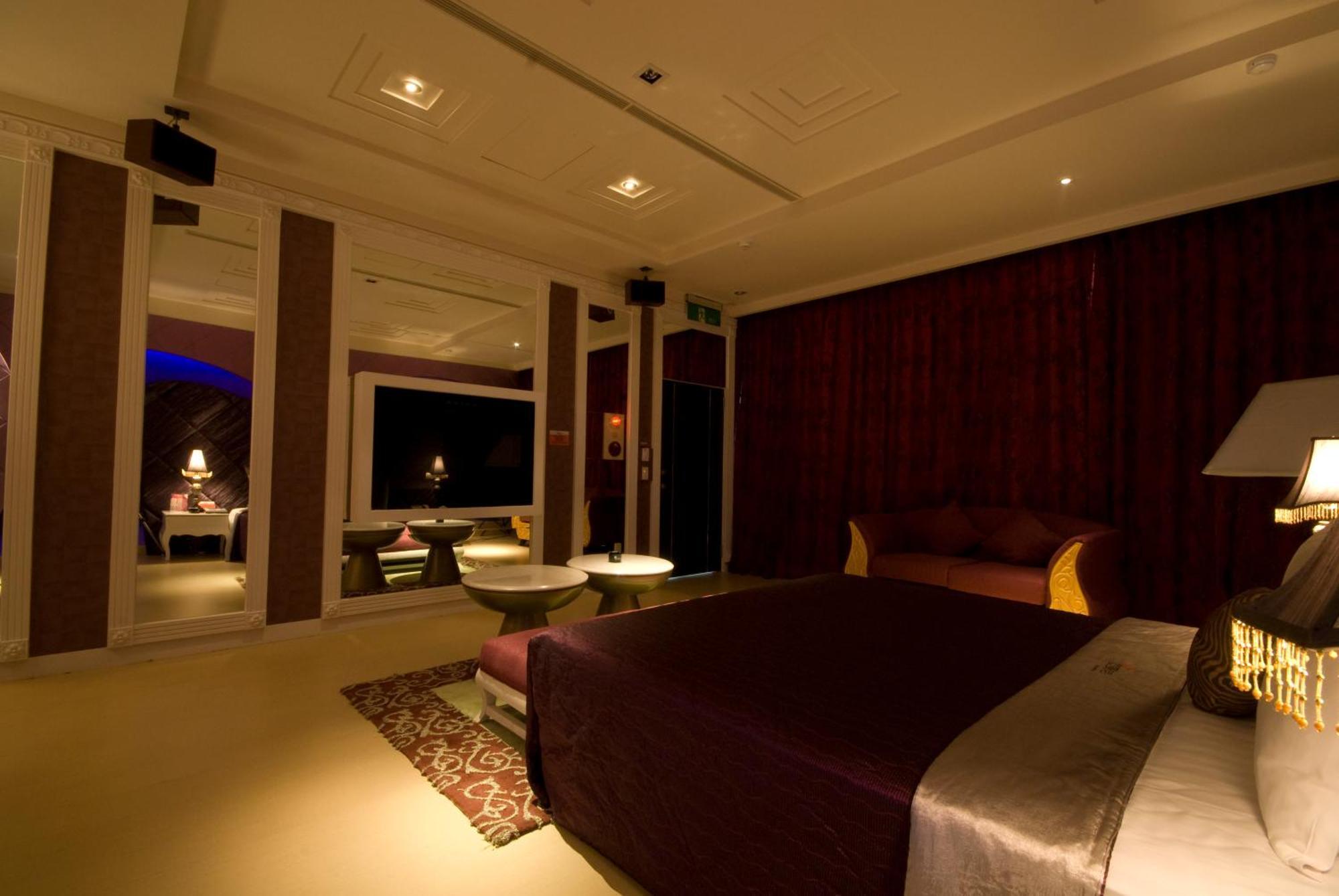 Harport Motel Kaohsiung Extérieur photo